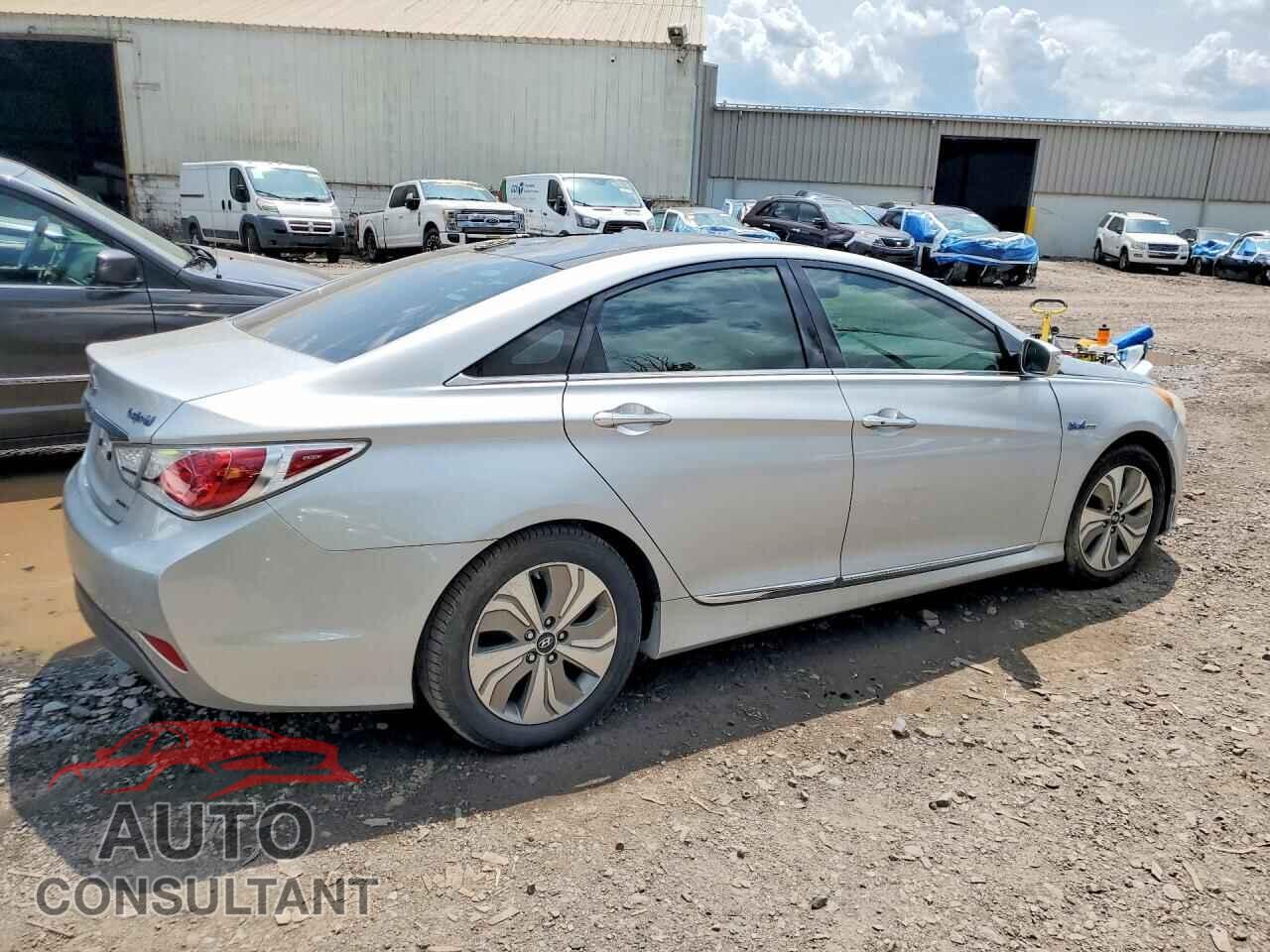 HYUNDAI SONATA 2014 - KMHEC4A42EA108610