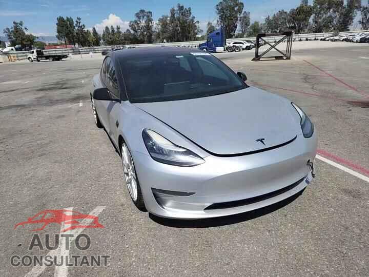 TESLA MODEL 3 2018 - 5YJ3E1EA3JF156770