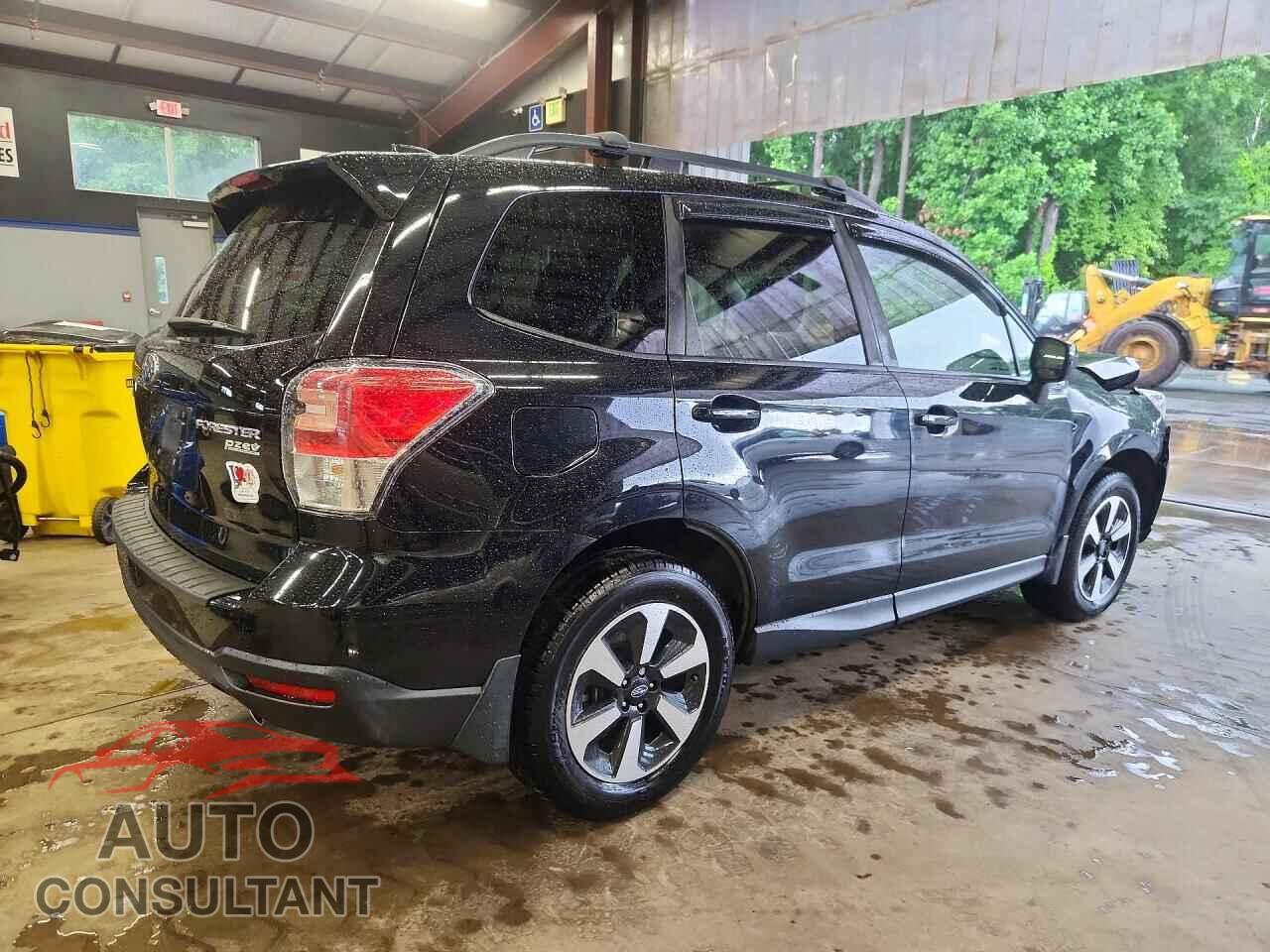 SUBARU FORESTER 2017 - JF2SJAEC7HH404233