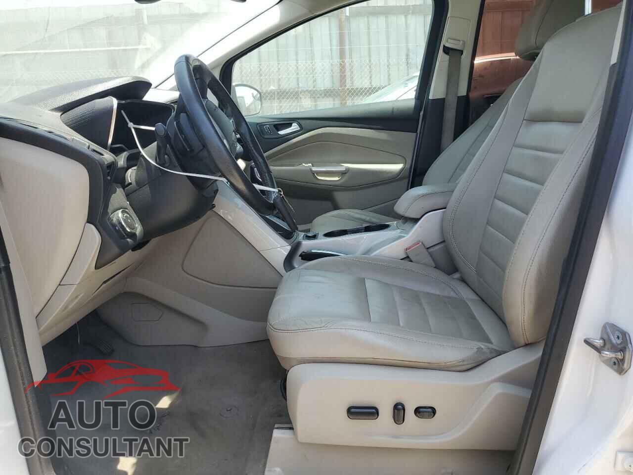 FORD CMAX 2014 - 1FADP5CU1EL521359