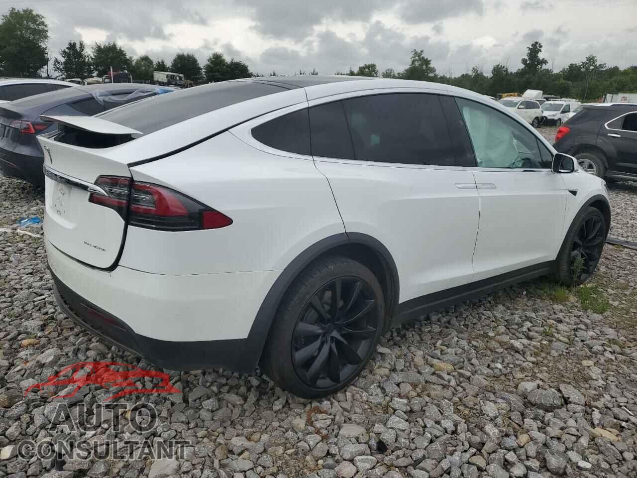 TESLA MODEL X 2020 - 5YJXCDE25LF301070