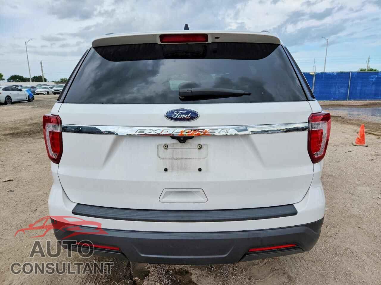 FORD EXPLORER 2018 - 1FM5K7B84JGB39449