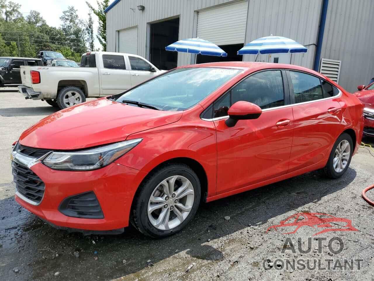 CHEVROLET CRUZE 2019 - 1G1BE5SM7K7136099