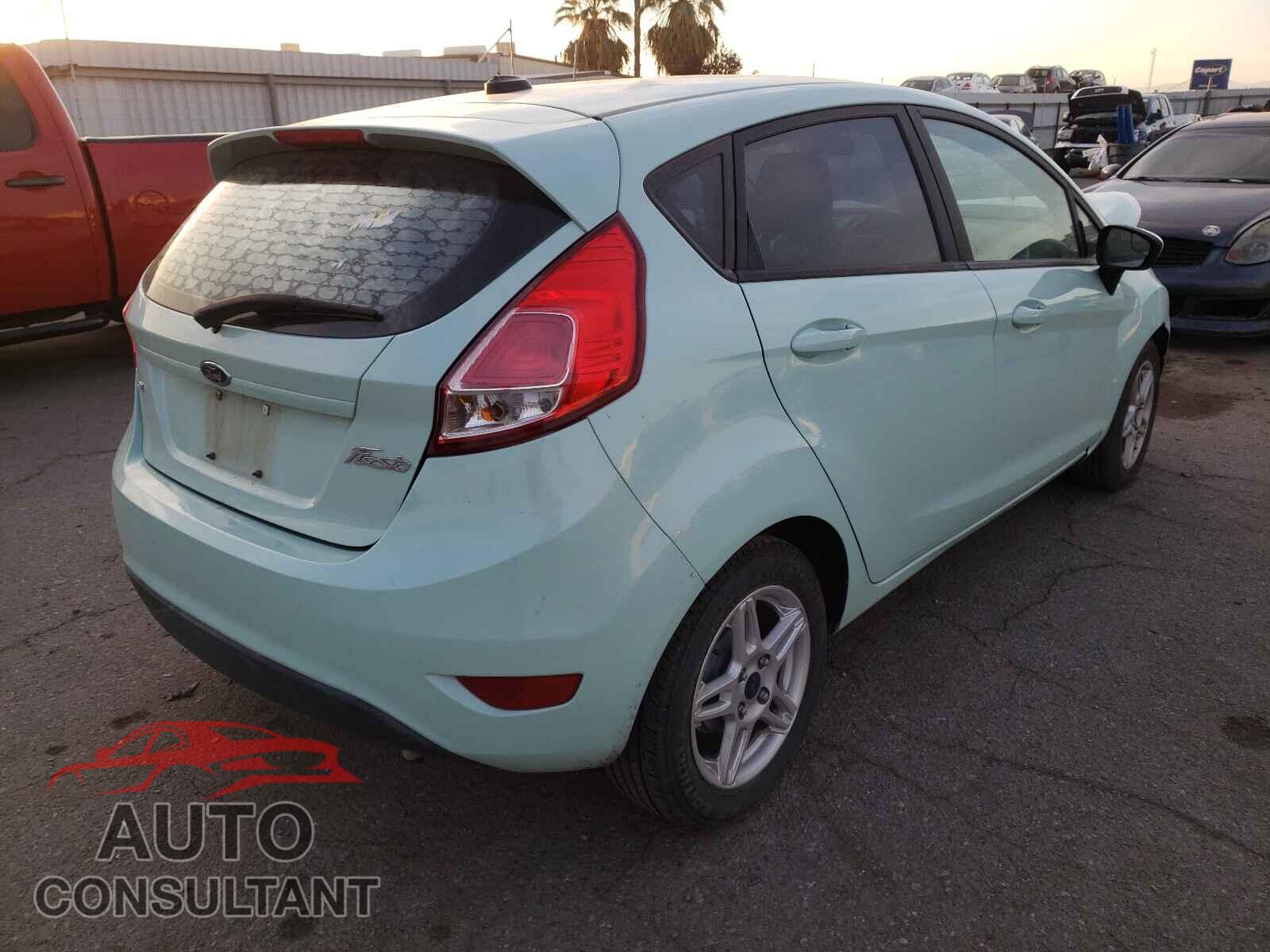 FORD FIESTA 2017 - 3FADP4EJ8HM117801