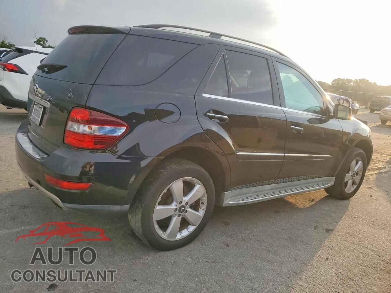 MERCEDES-BENZ M-CLASS 2011 - 4JGBB5GB4BA714228
