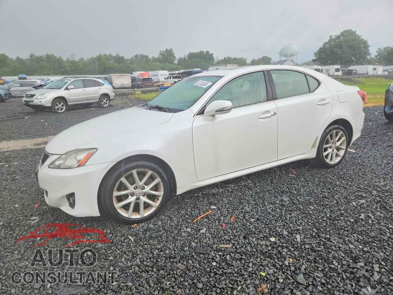 LEXUS IS 2011 - JTHCF5C25B5046997