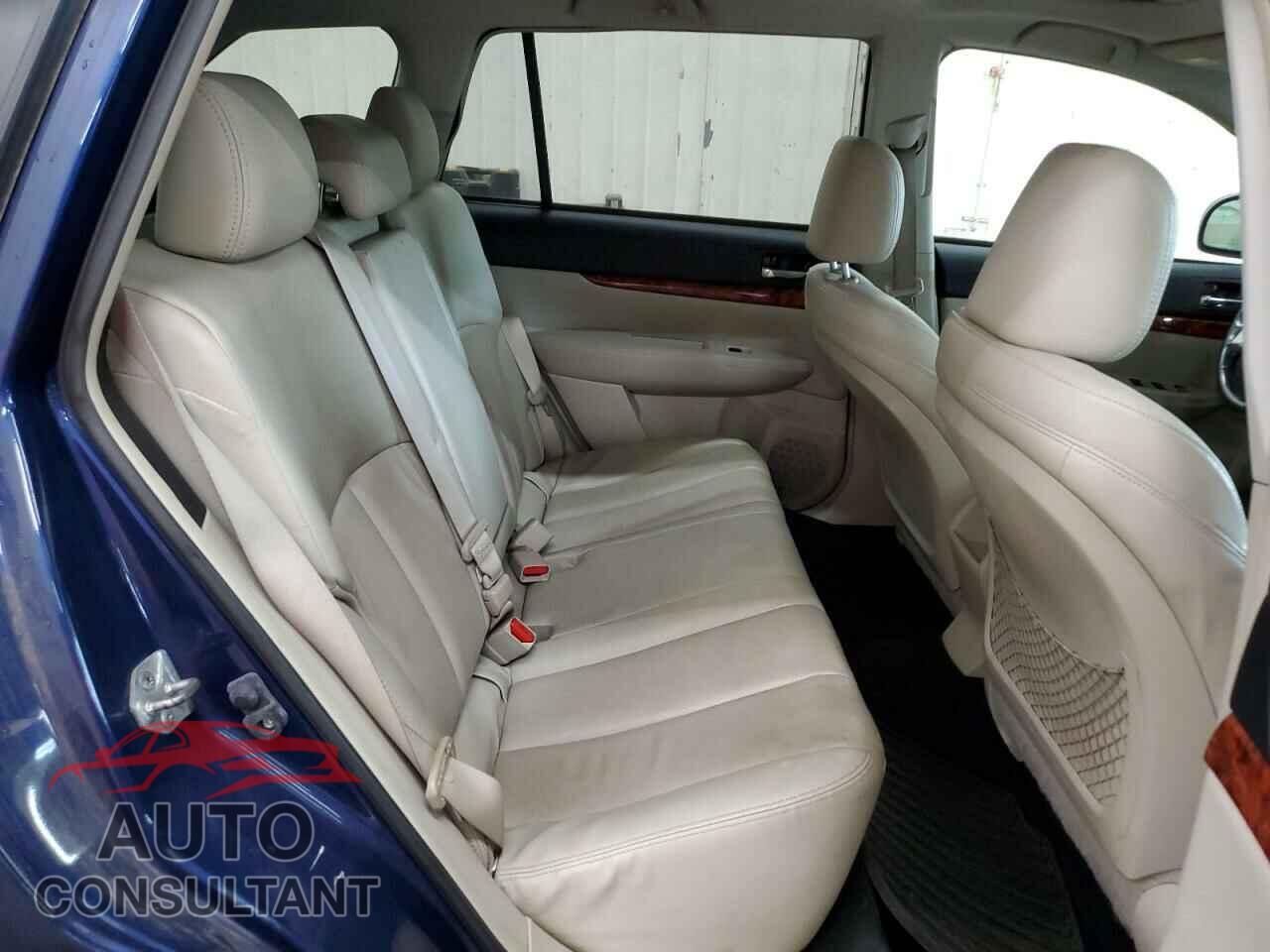 SUBARU OUTBACK 2011 - 4S4BRDKC8B2310879