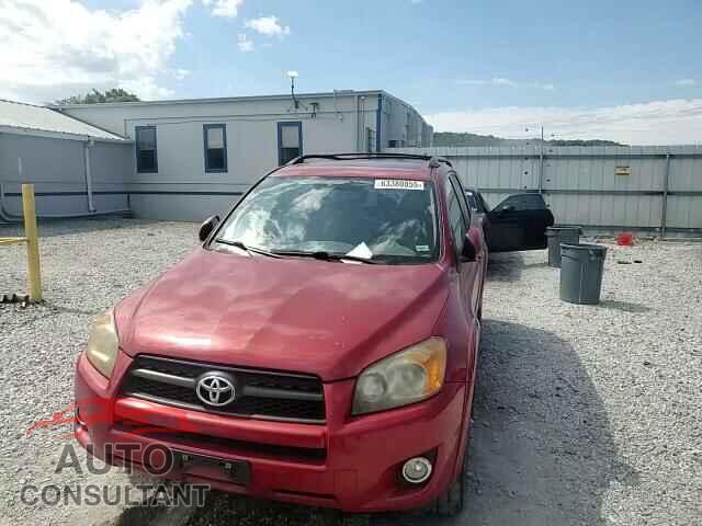 TOYOTA RAV4 2011 - JTMWF4DV1B5038526