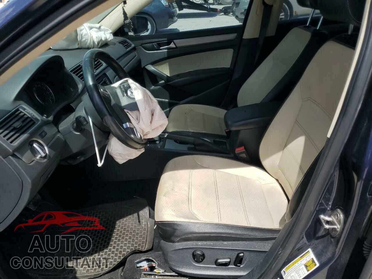 VOLKSWAGEN PASSAT 2015 - 1VWBS7A35FC065869