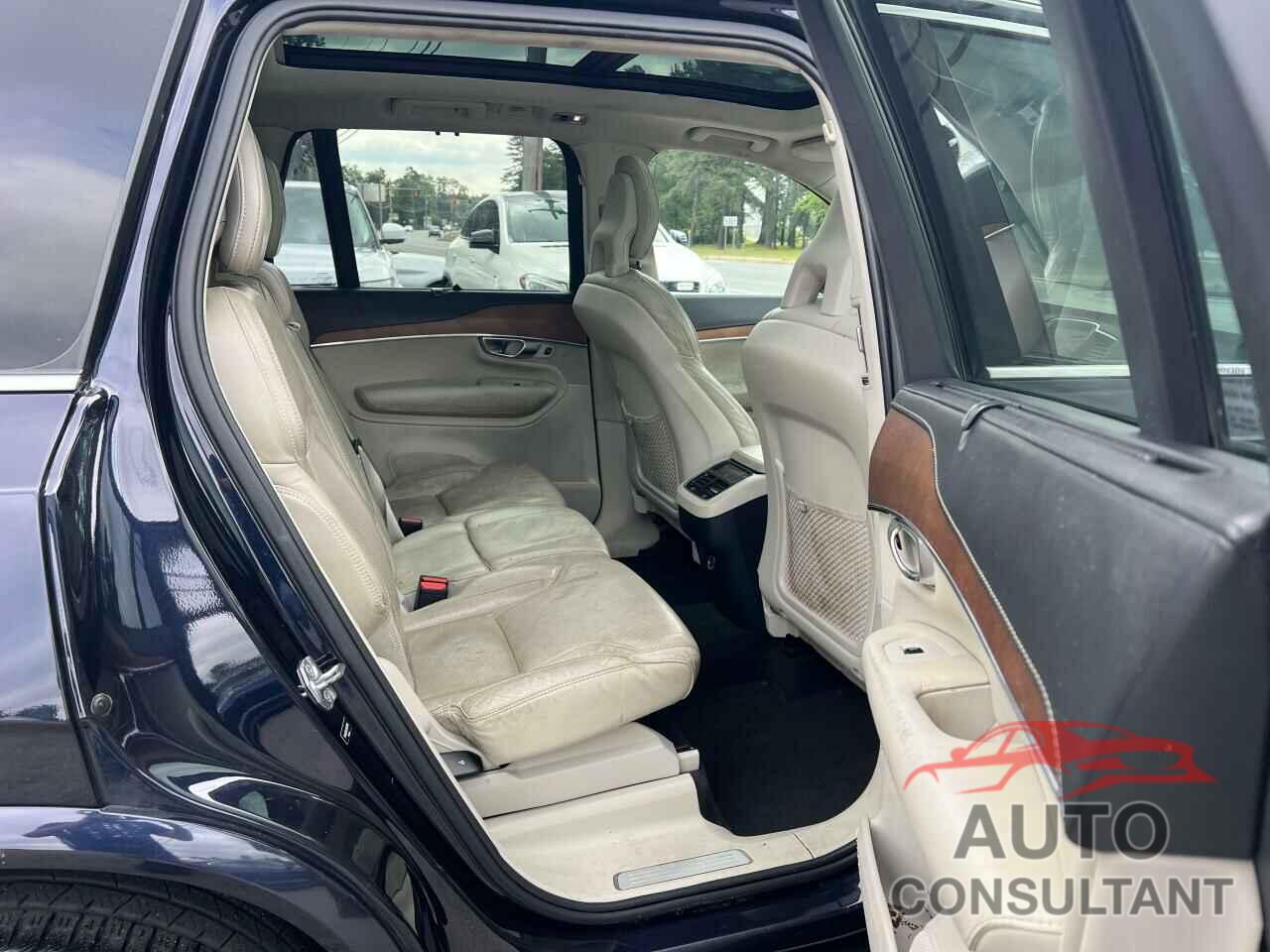 VOLVO XC90 2017 - YV4A22PL3H1171094