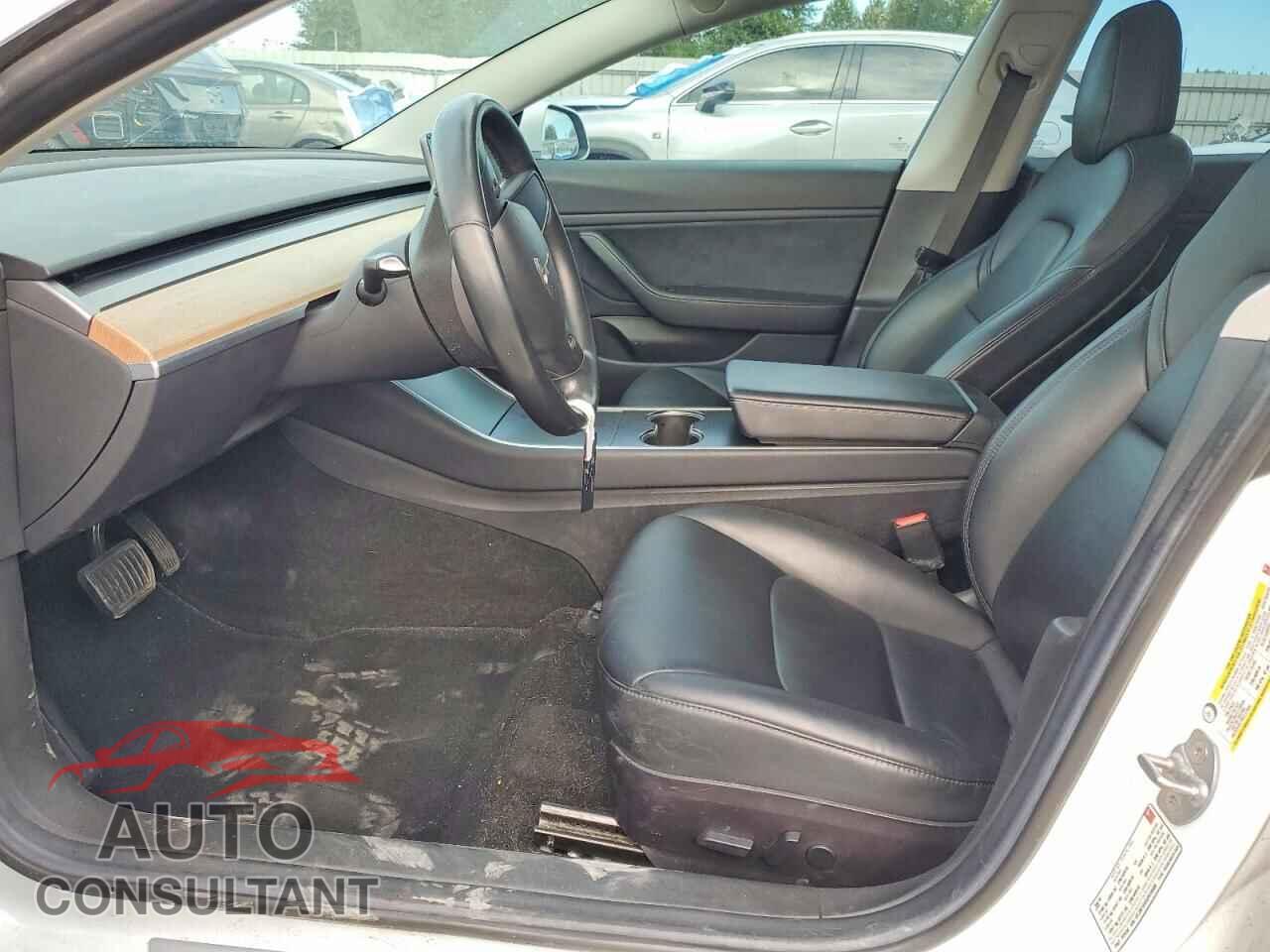 TESLA MODEL 3 2018 - 5YJ3E1EA3JF018498