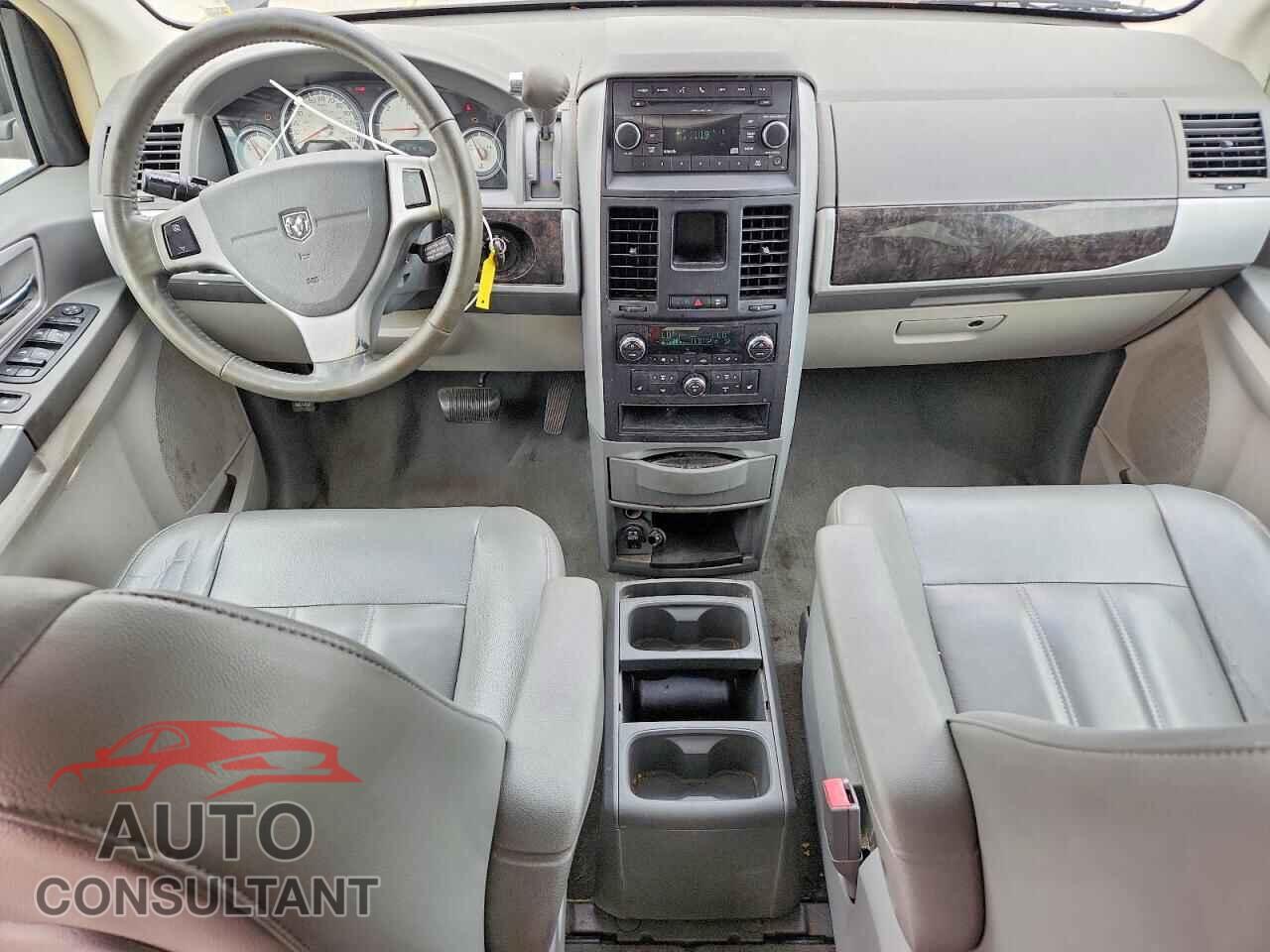 DODGE CARAVAN 2010 - 2D4RN5DX5AR446992