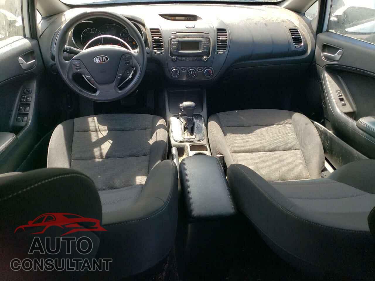 KIA FORTE 2017 - KNAFK5A84H5681149