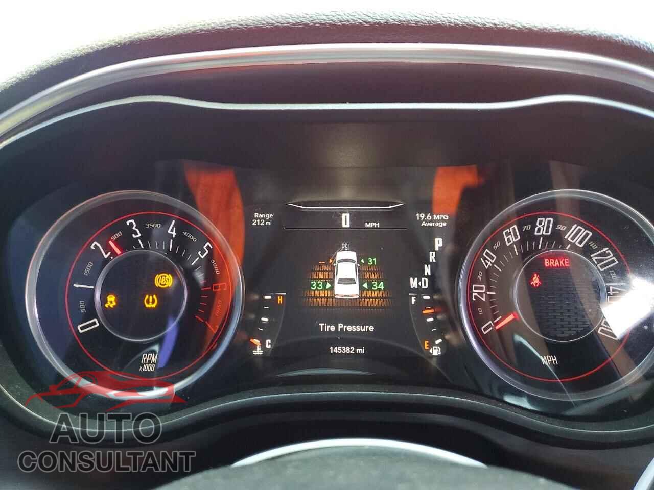 DODGE CHALLENGER 2015 - 2C3CDZAT6FH869368