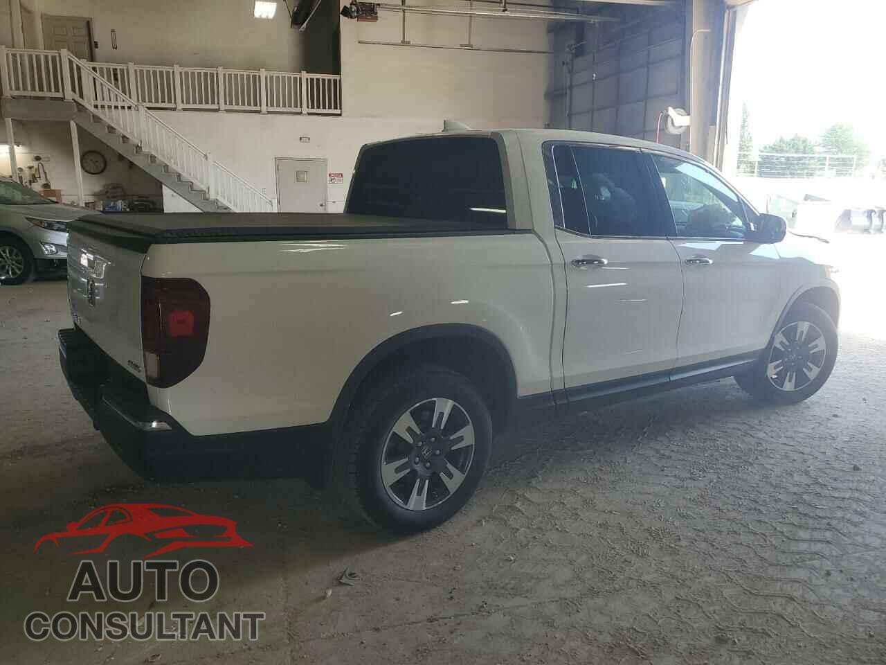 HONDA RIDGELINE 2019 - 5FPYK3F77KB032880