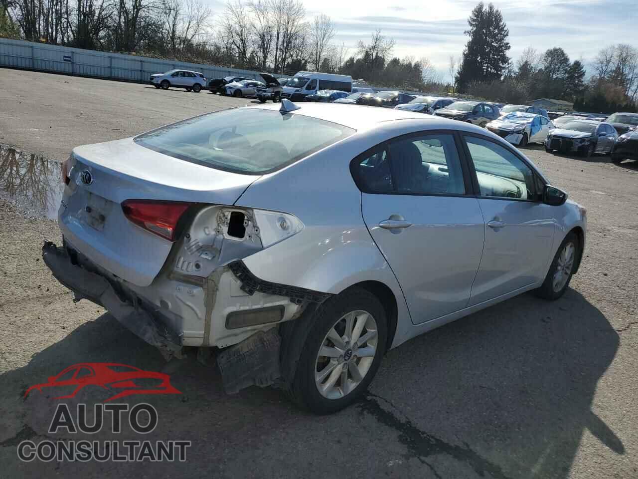 KIA FORTE 2017 - 3KPFL4A74HE117376