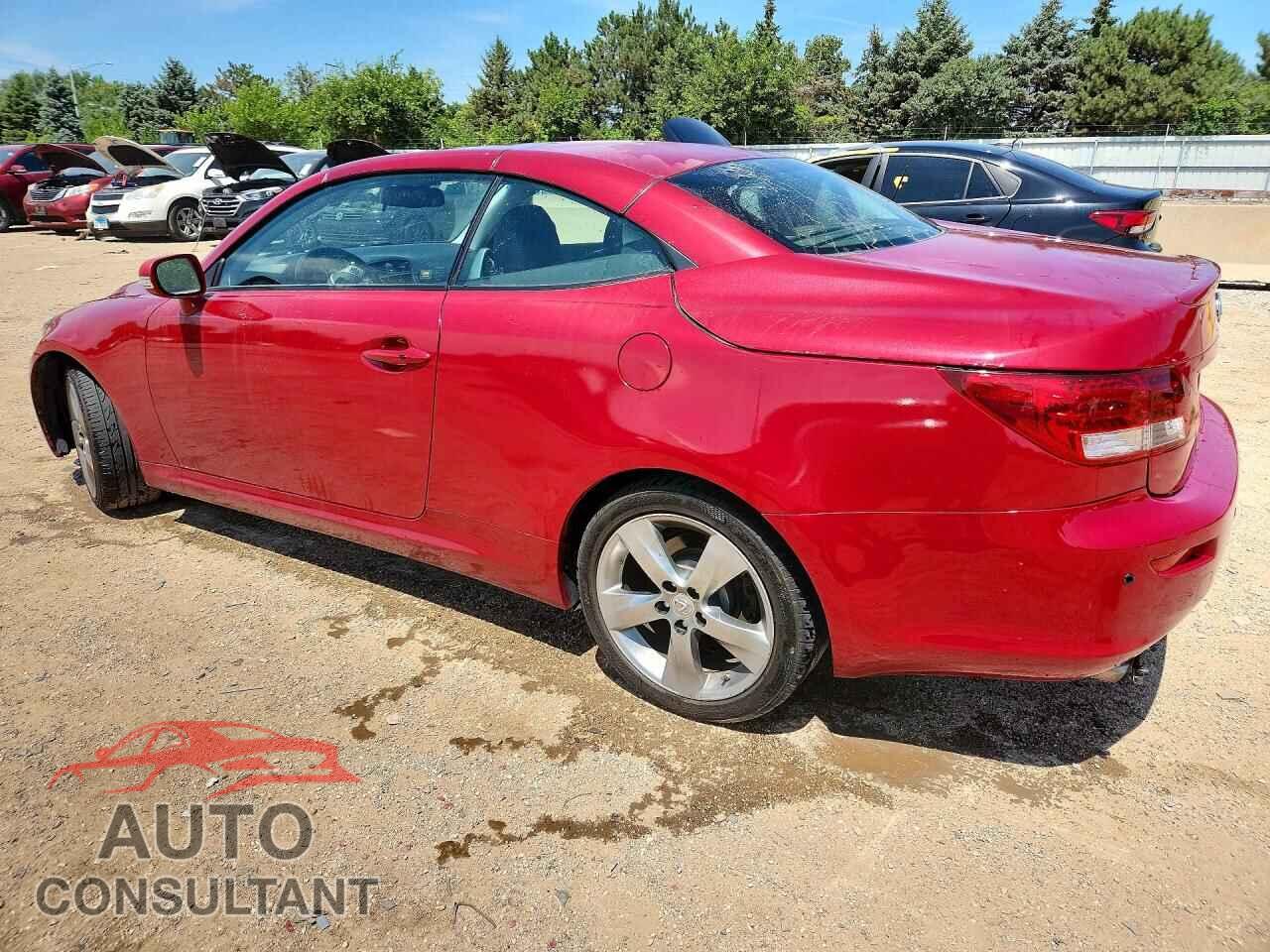 LEXUS IS 2011 - JTHFE2C22B2505208