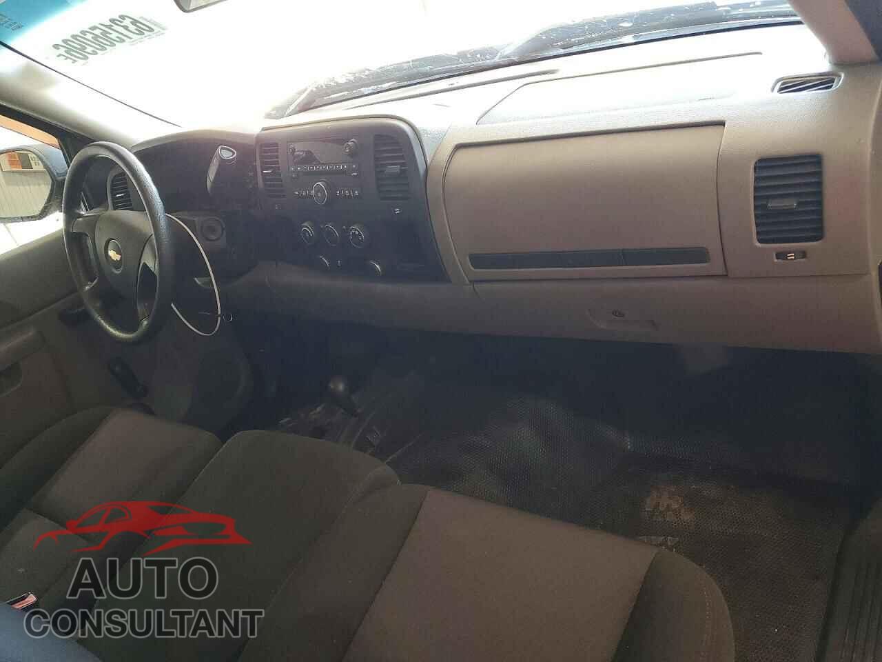 CHEVROLET SILVERADO 2011 - 1GCNKPEA4BZ462425