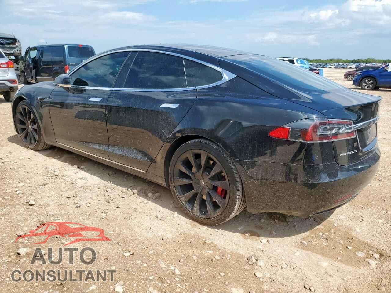 TESLA MODEL S 2018 - 5YJSA1E40JF264667