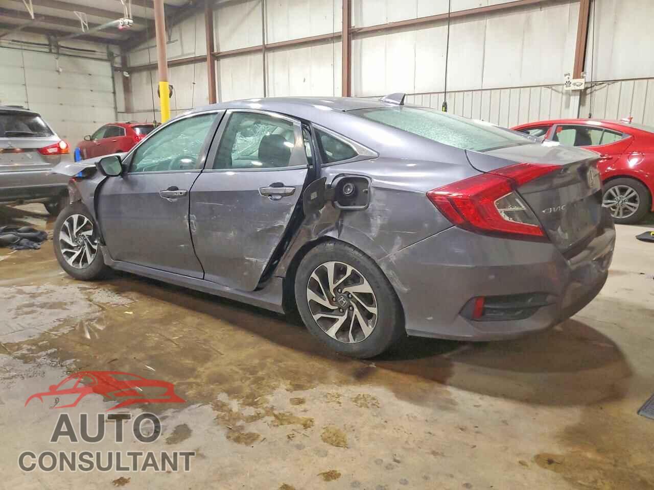 HONDA CIVIC 2017 - 2HGFC2F77HH565629