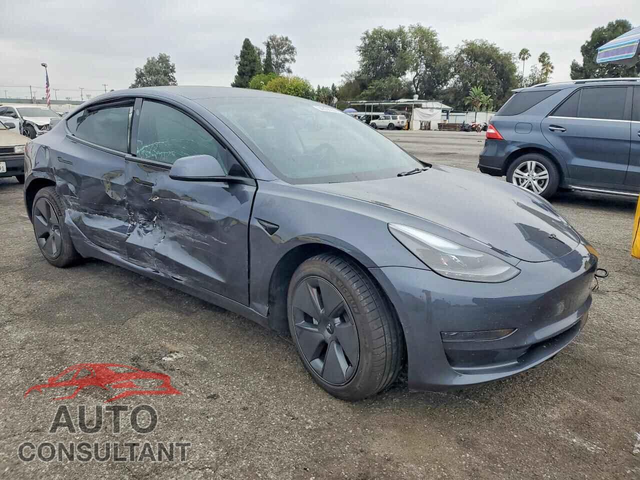 TESLA MODEL 3 2023 - 5YJ3E1EA1PF684137