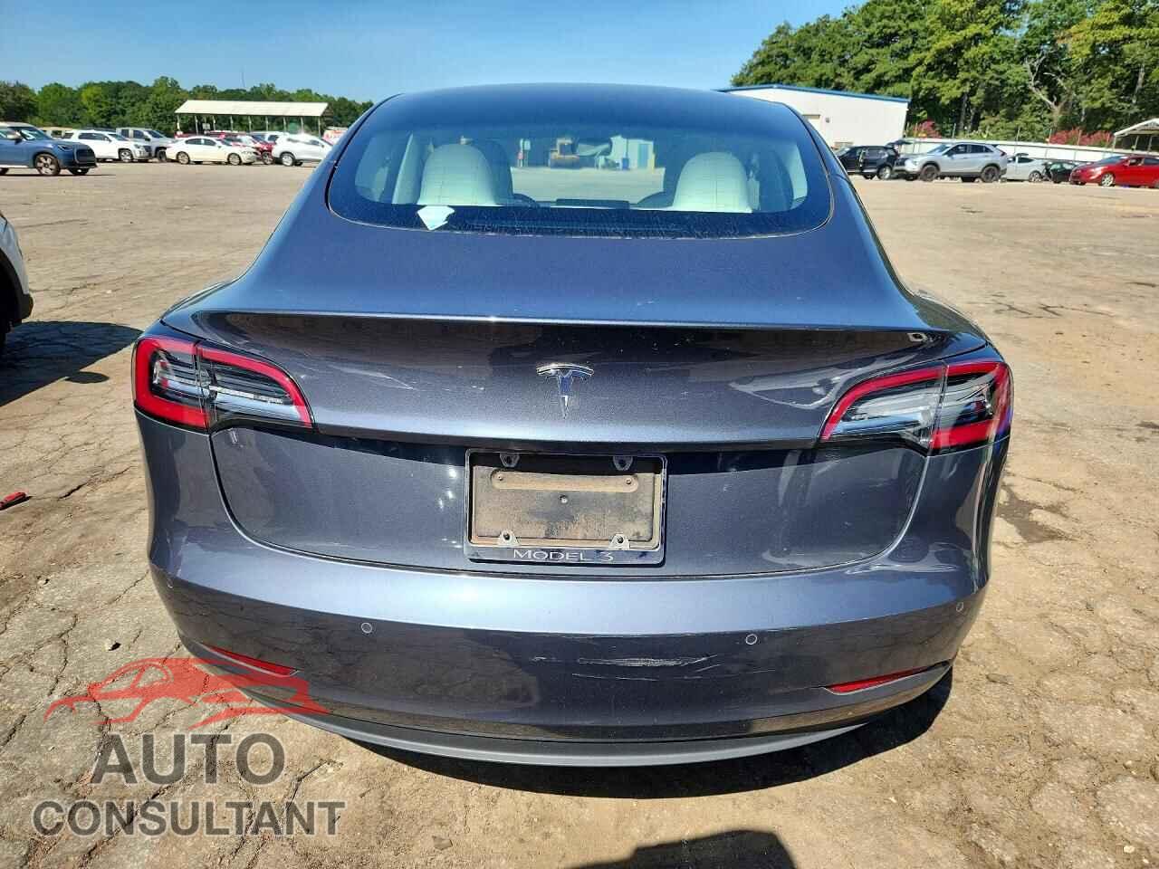 TESLA MODEL 3 2021 - 5YJ3E1EA2MF081564