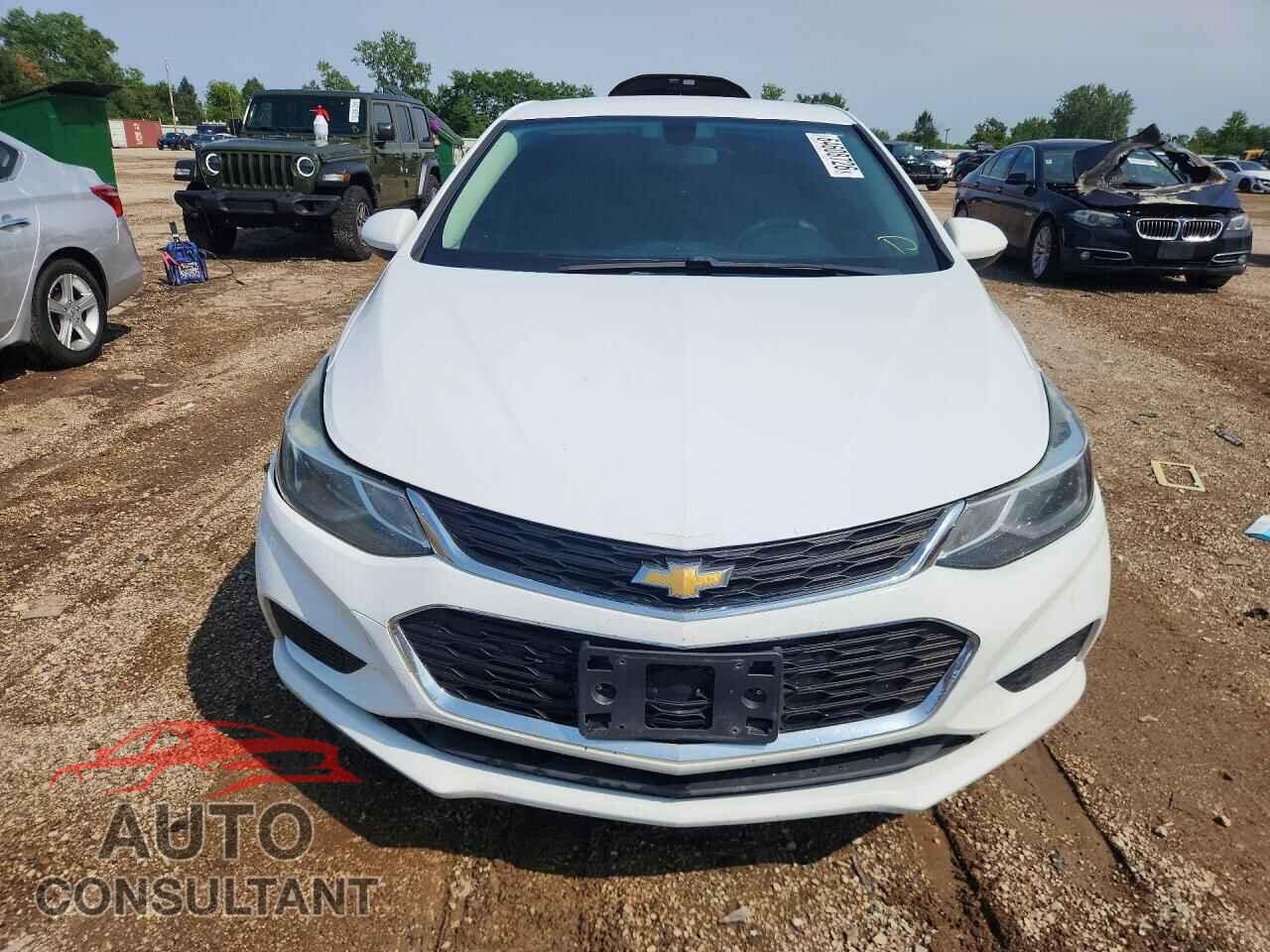 CHEVROLET CRUZE 2018 - 1G1BE5SM1J7199925
