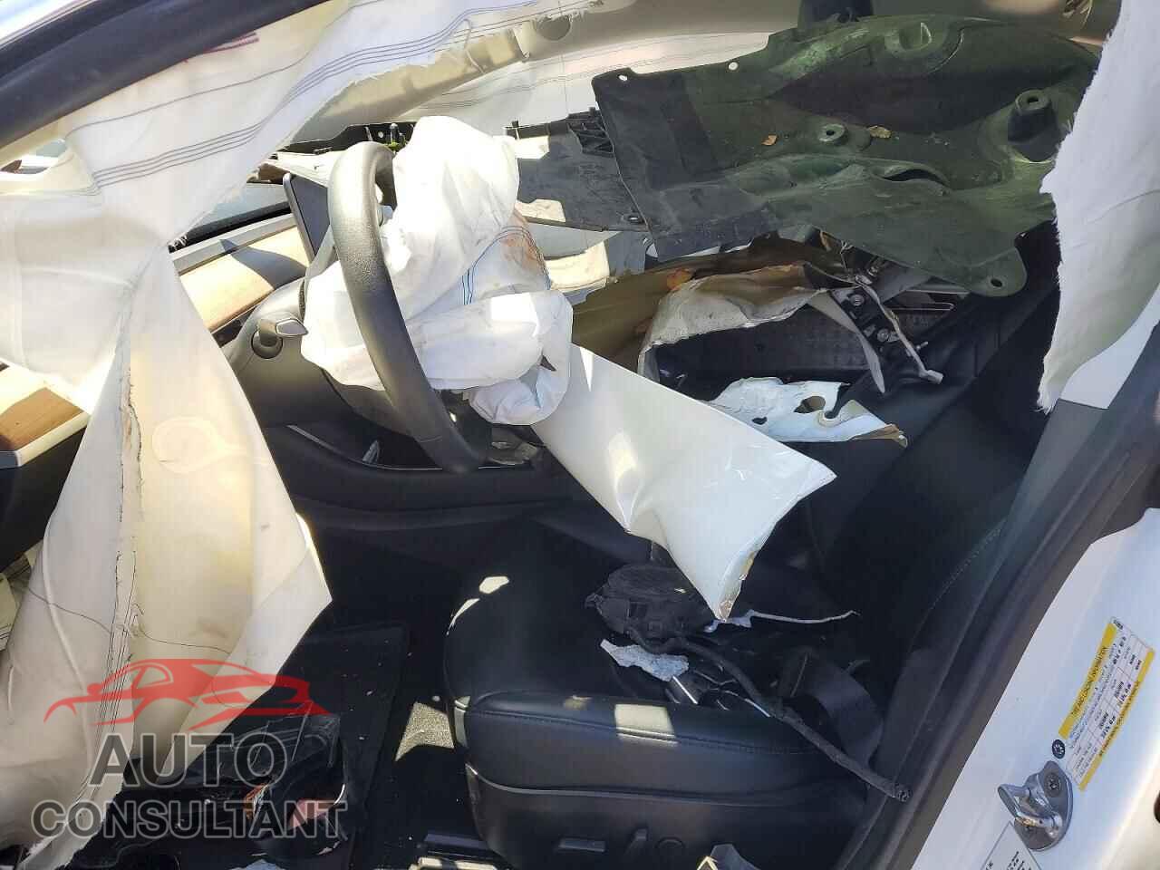 TESLA MODEL 3 2020 - 5YJ3E1EA9LF613939
