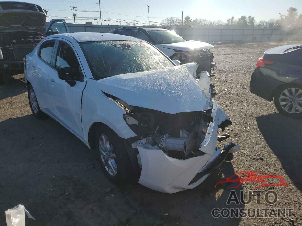 TOYOTA SCION 2016 - 3MYDLBZV6GY110569