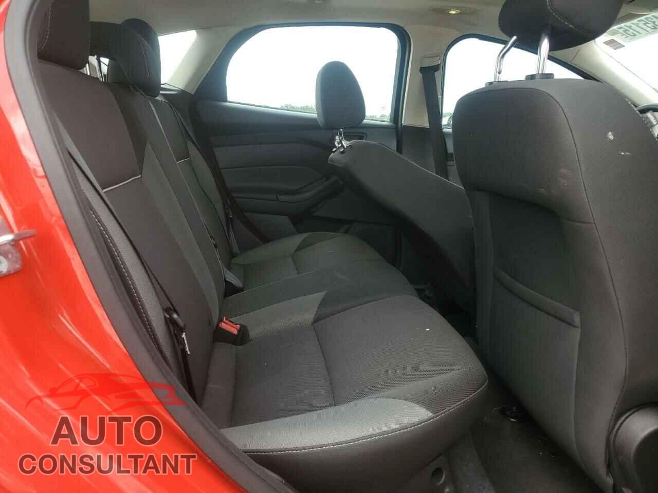 FORD FOCUS 2012 - 1FAHP3K29CL134433