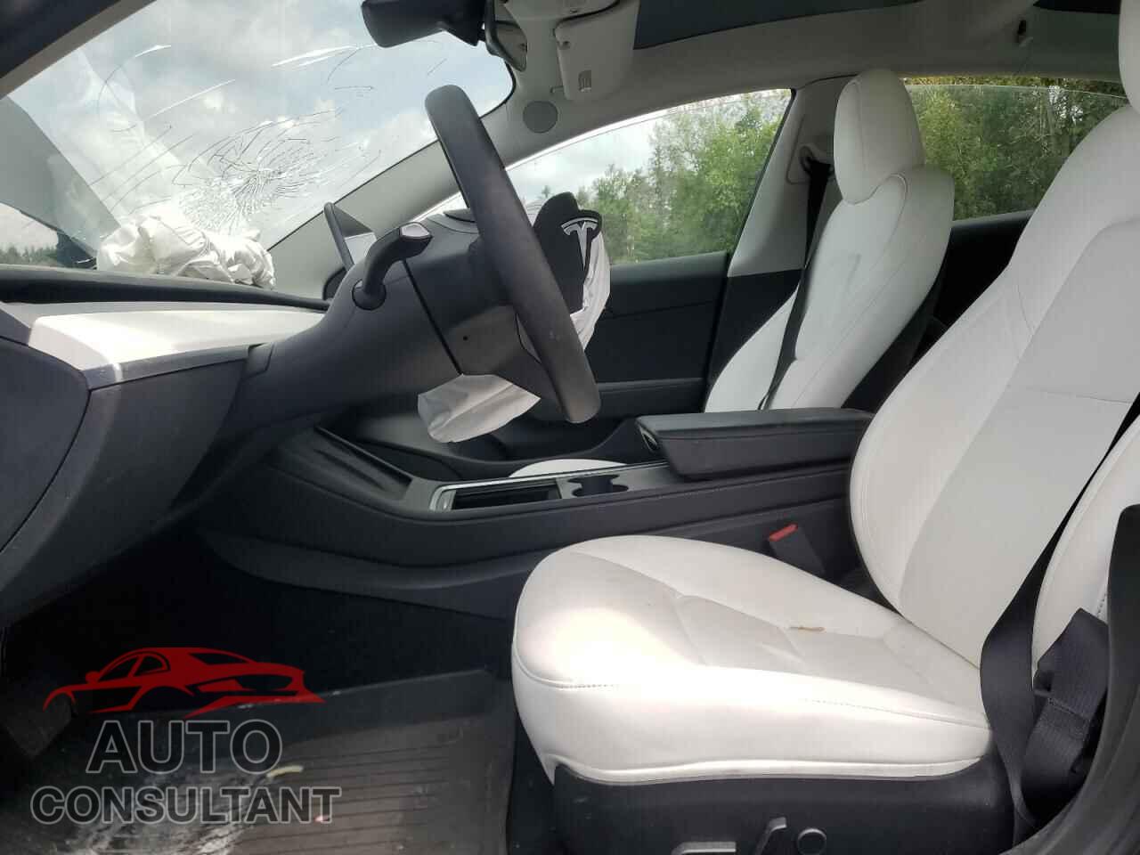 TESLA MODEL 3 2023 - 5YJ3E1EA4PF677831
