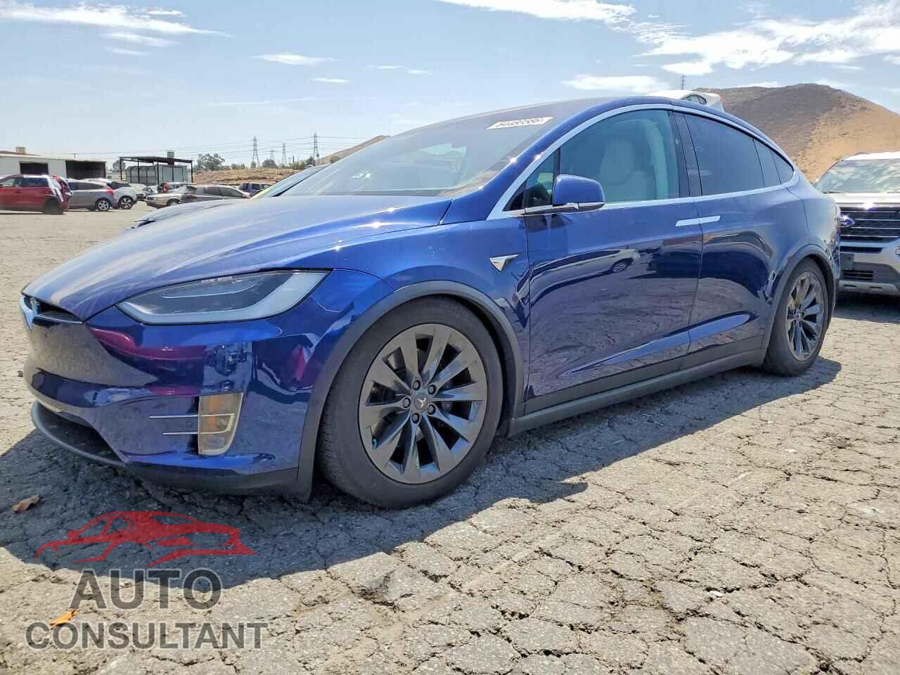 TESLA MODEL X 2017 - 5YJXCBE22HF078482