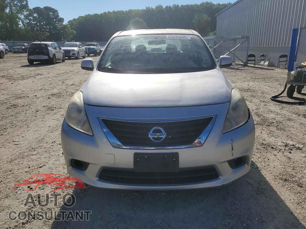 NISSAN VERSA 2012 - 3N1CN7AP5CL834794