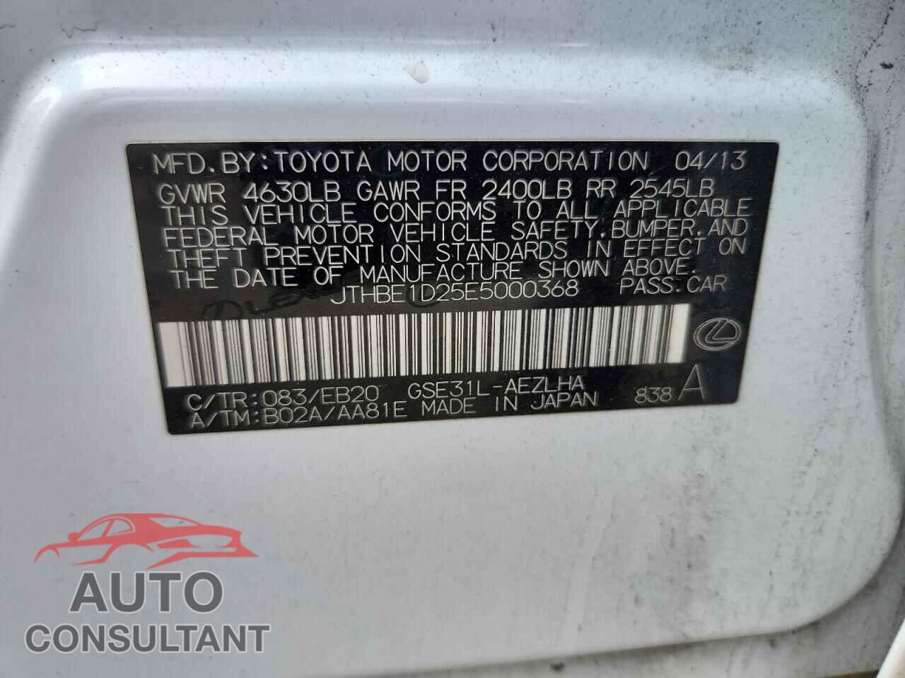 LEXUS IS 2014 - JTHBE1D25E5000368