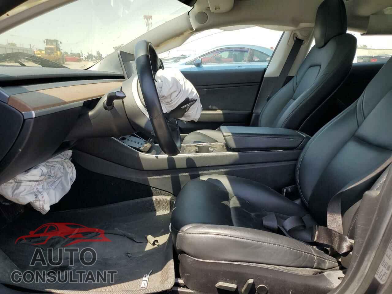 TESLA MODEL 3 2019 - 5YJ3E1EAXKF311266