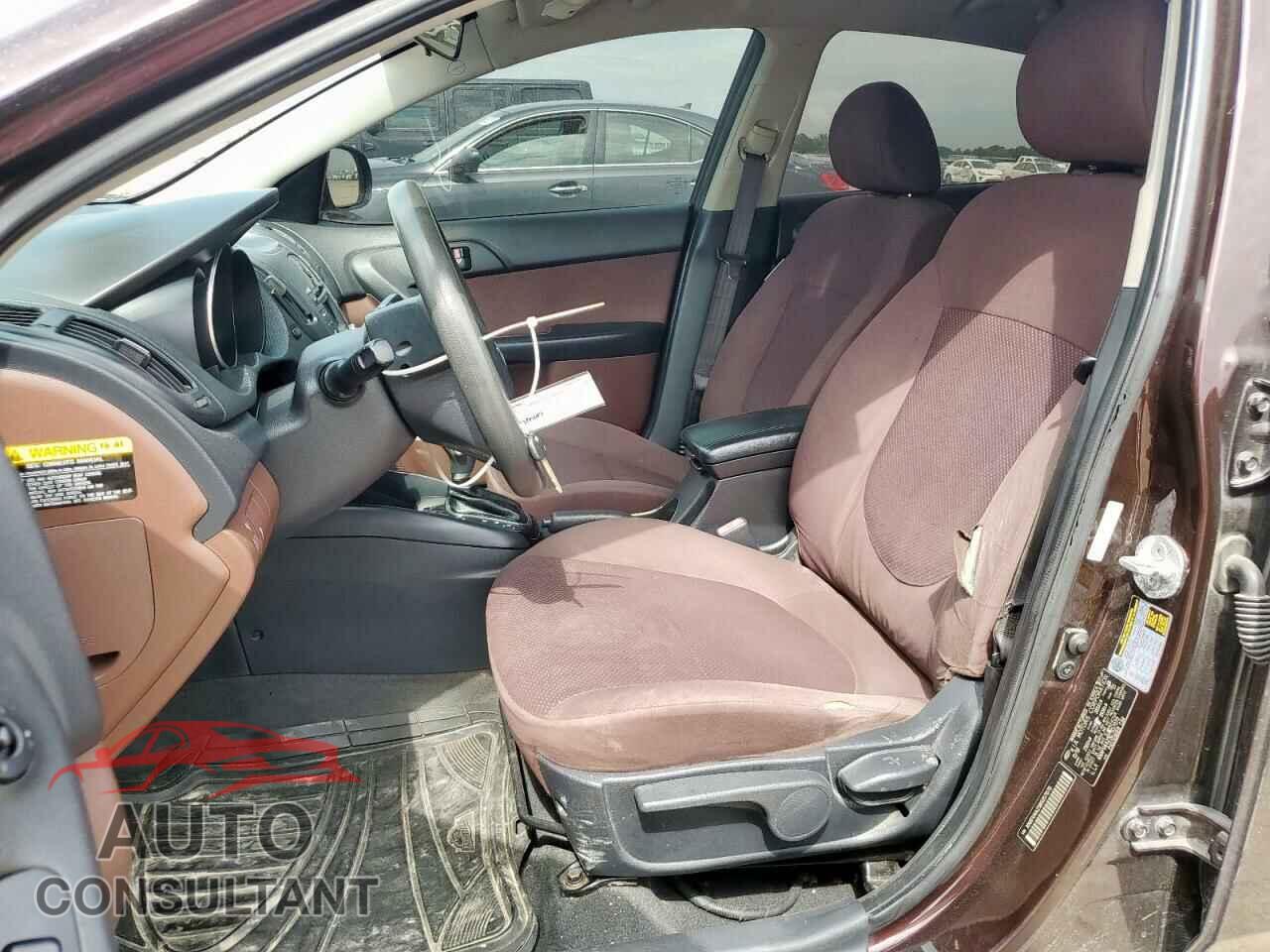 KIA FORTE 2011 - KNAFU4A25B5357070