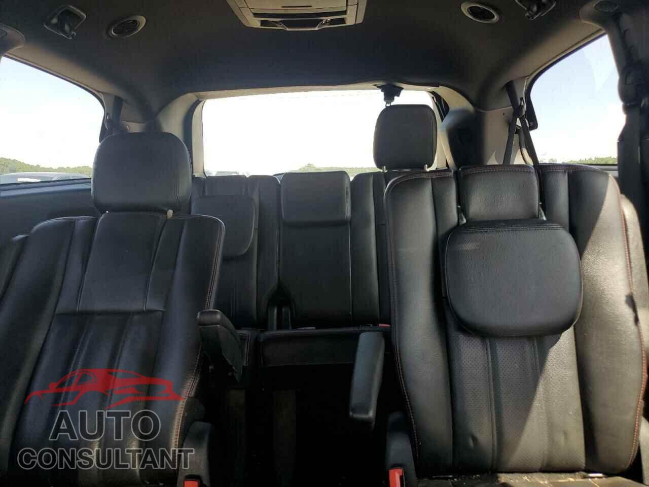 DODGE CARAVAN 2018 - 2C4RDGEG1JR296079