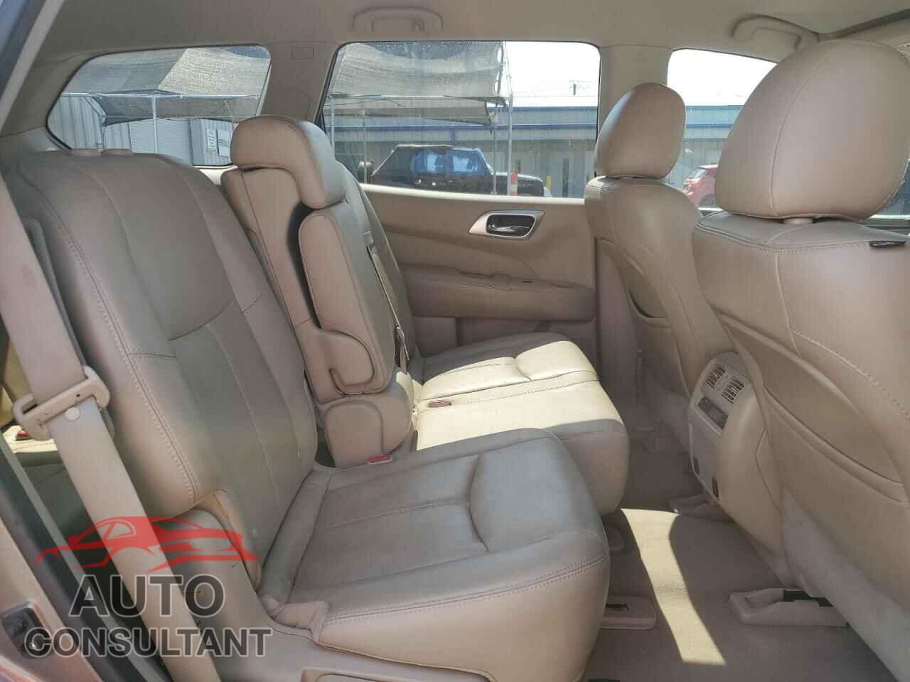 NISSAN PATHFINDER 2014 - 5N1AR2MN5EC635115