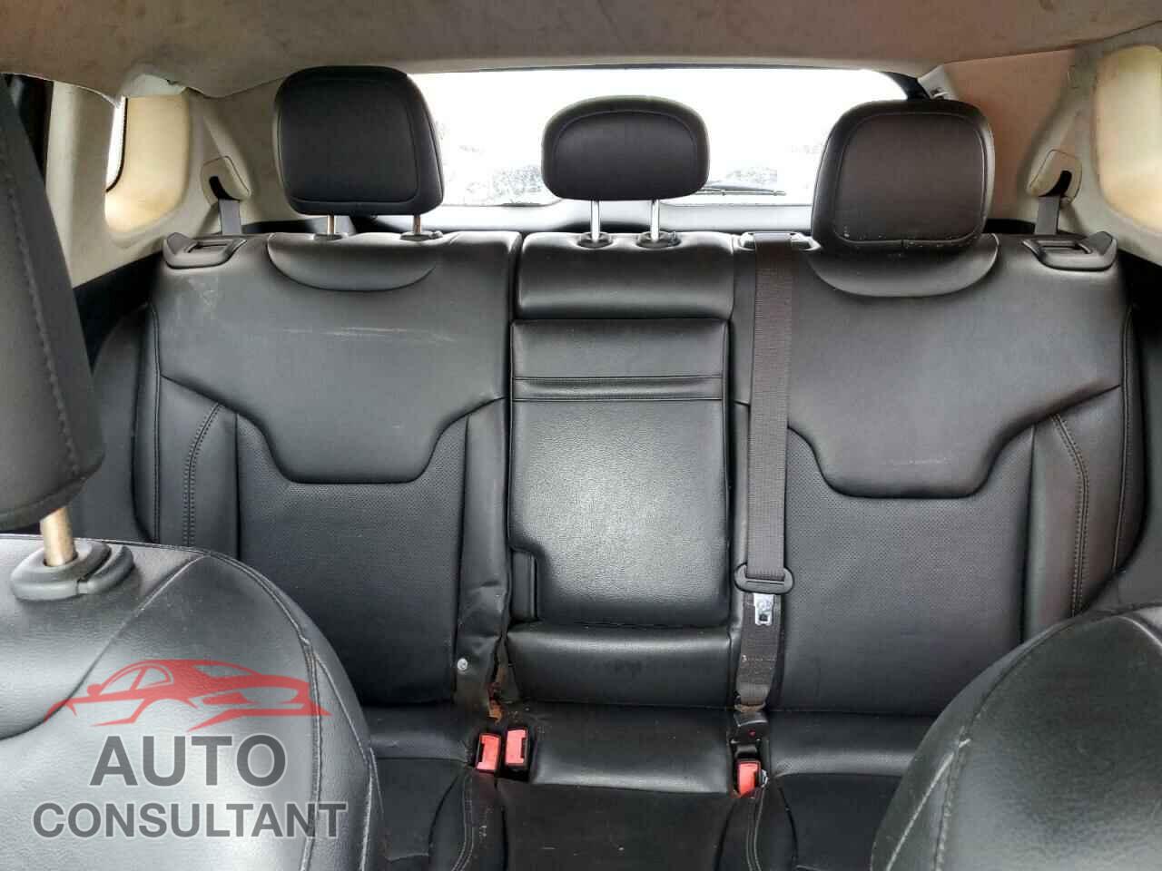 JEEP COMPASS 2019 - 3C4NJDCB9KT670403