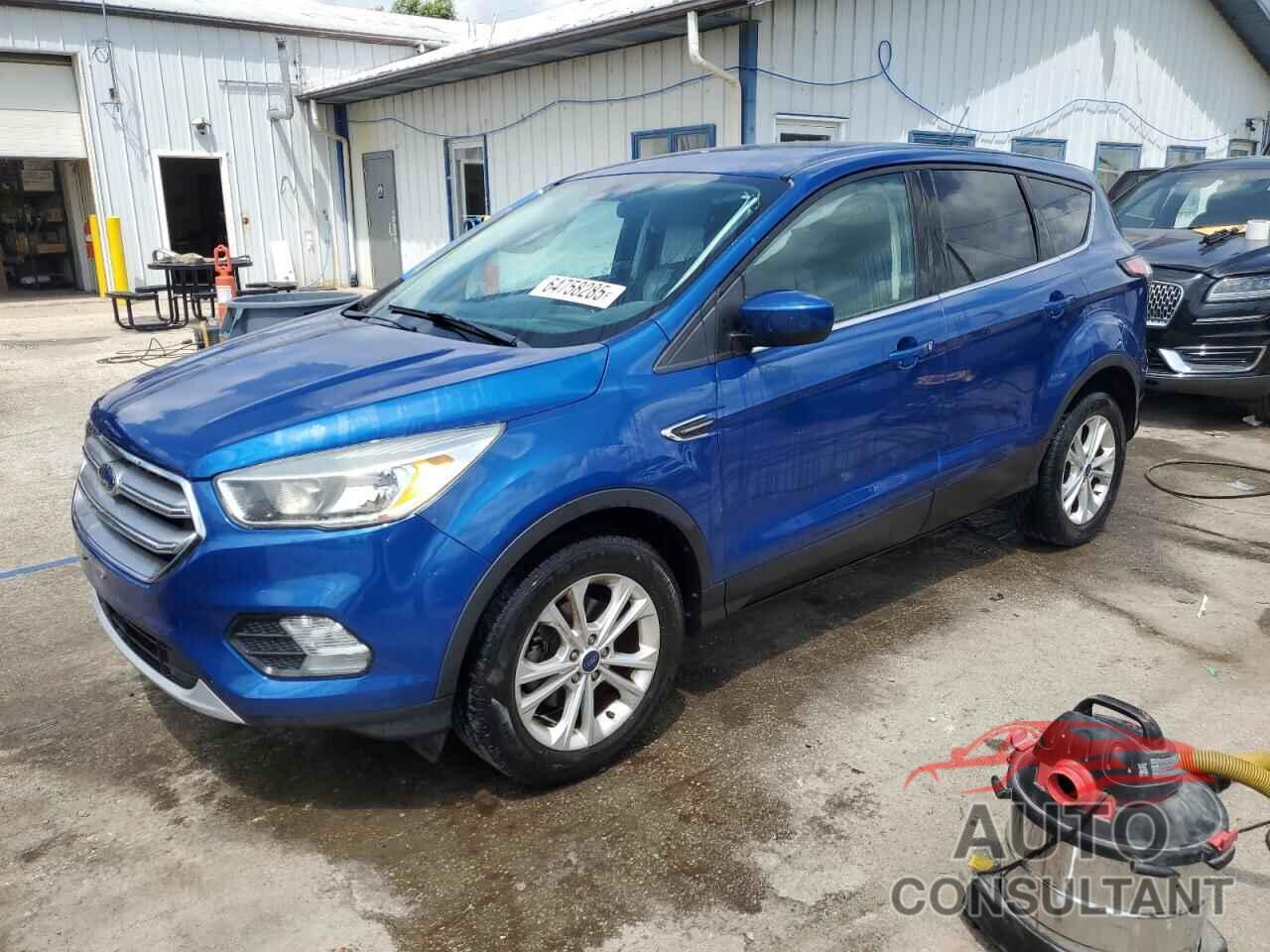 FORD ESCAPE 2017 - 1FMCU0GD2HUD52779