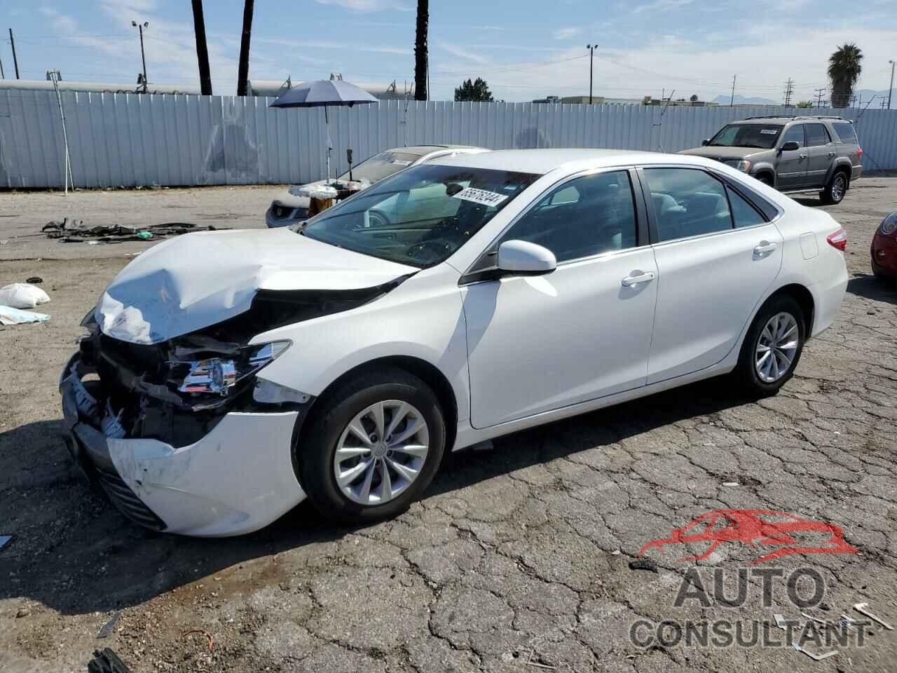 TOYOTA CAMRY 2016 - 4T4BF1FK7GR571107