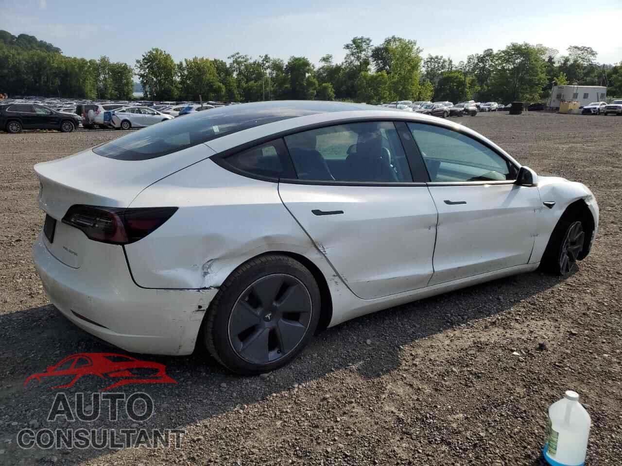 TESLA MODEL 3 2021 - 5YJ3E1EB4MF869657