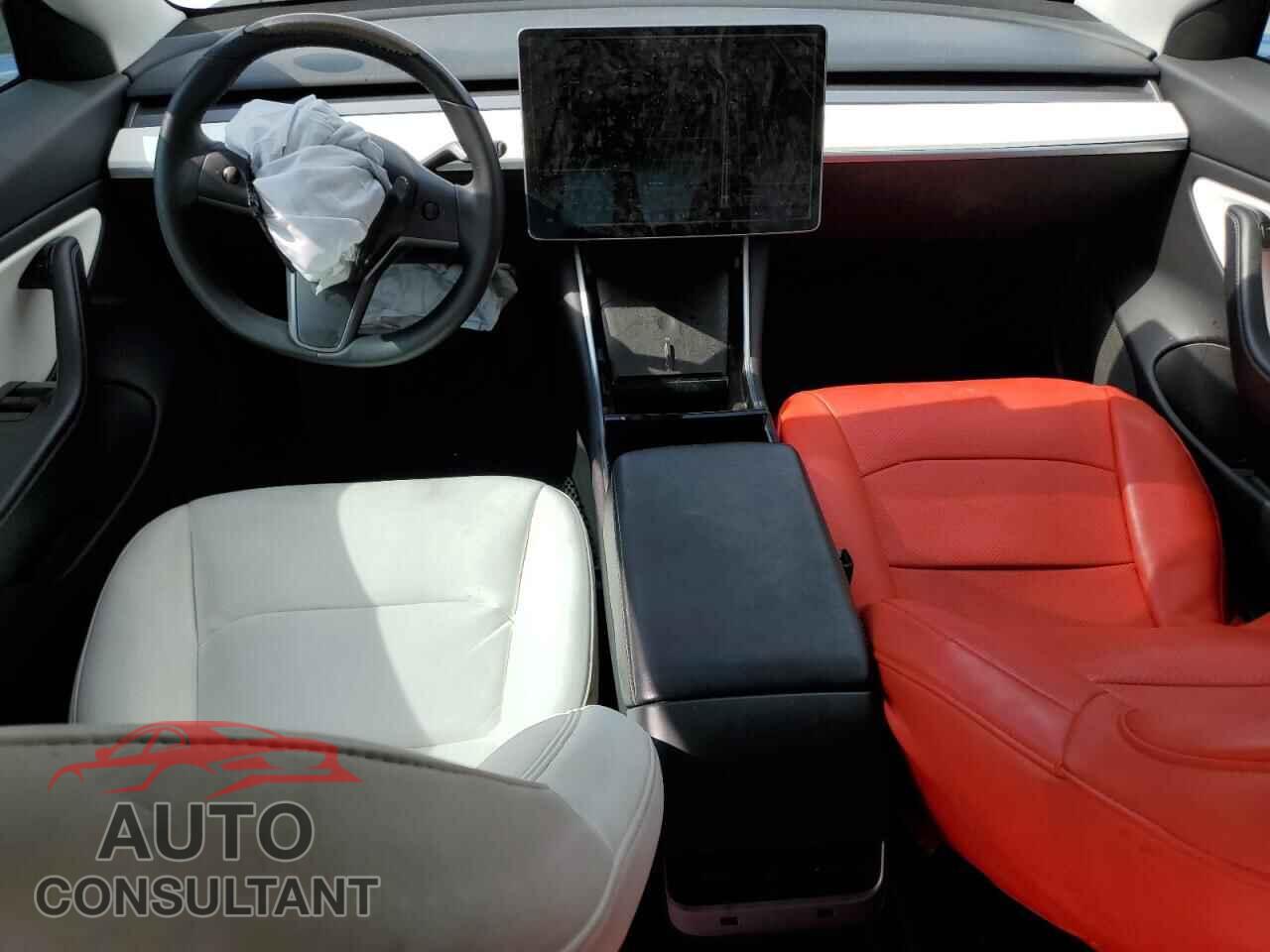 TESLA MODEL 3 2019 - 5YJ3E1EA0KF445123