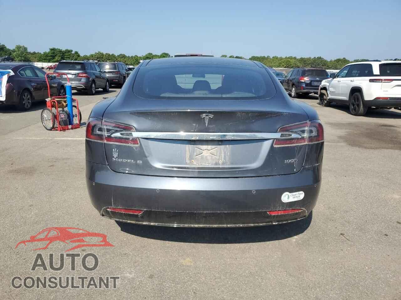 TESLA MODEL S 2017 - 5YJSA1E20HF185170