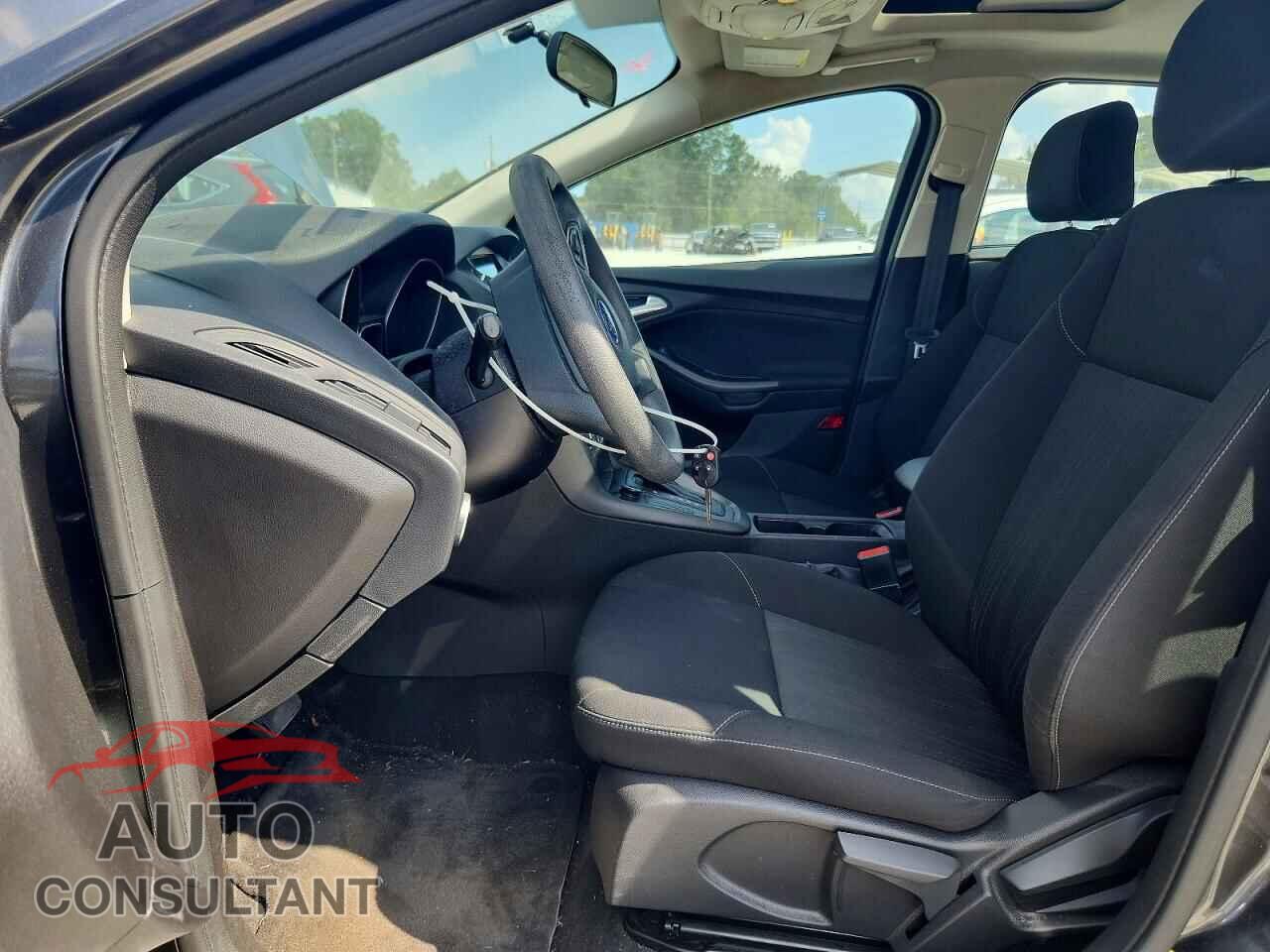 FORD FOCUS 2017 - 1FADP3H24HL251463