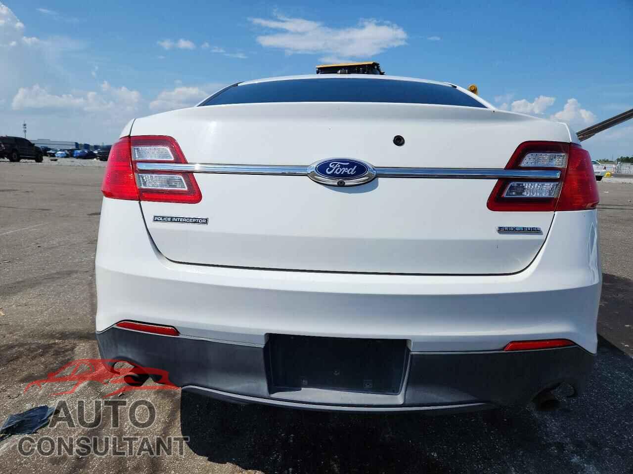 FORD TAURUS 2013 - 1FAHP2L83DG132023