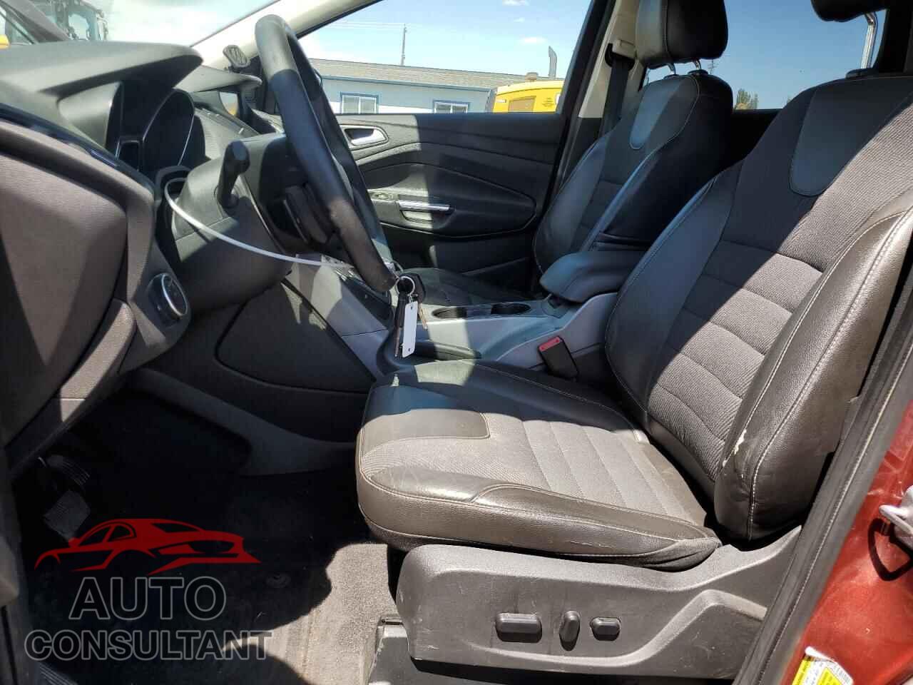 FORD ESCAPE 2015 - 1FMCU9GX3FUC27219