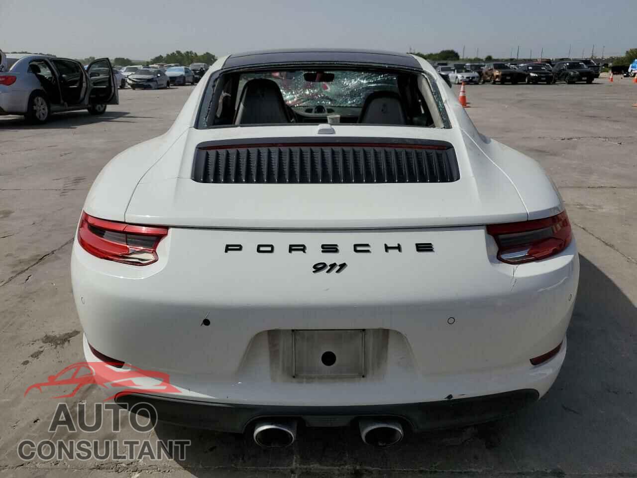 PORSCHE 911 2017 - WP0AB2A97HS123852
