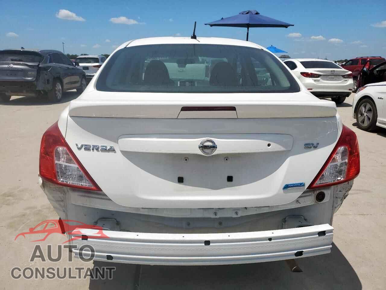 NISSAN VERSA 2016 - 3N1CN7AP7GL870184