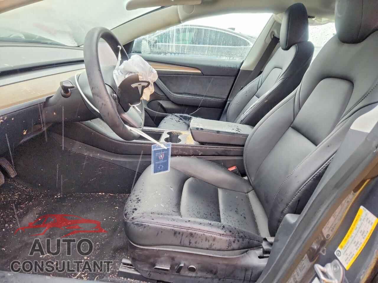 TESLA MODEL 3 2023 - 5YJ3E1EA0PF595403